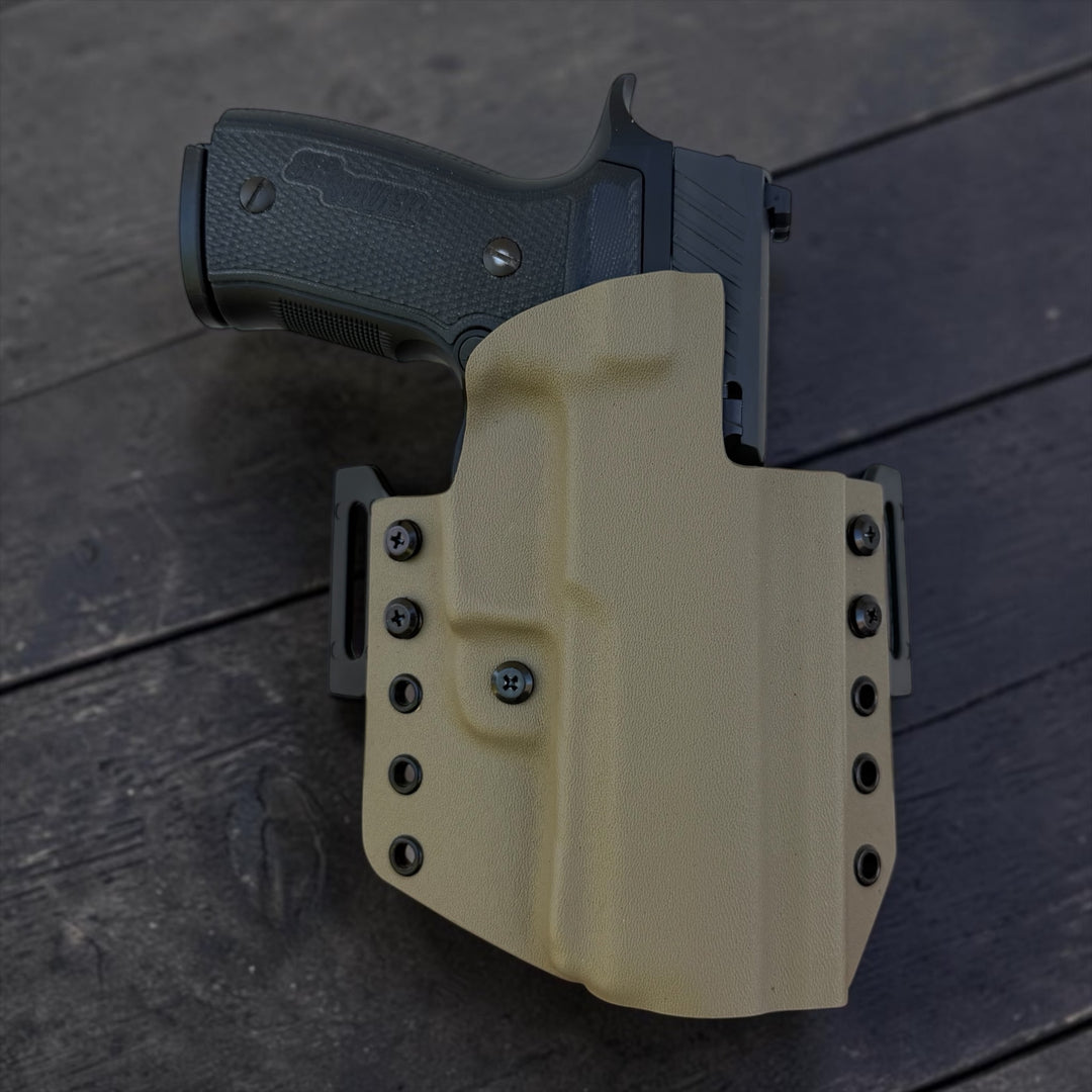 Outside the Waistband (OWB) Conceal Carry Holster